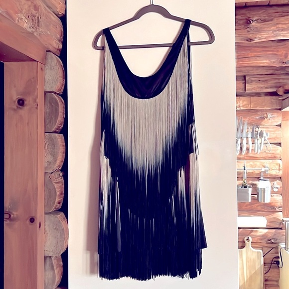 Foley & Corrina Navy Blue/Black/Gray Ombré Fringe Flapper Dress. Size M.